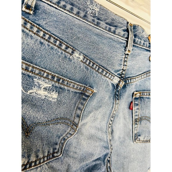 Levi's Cutoff Distressed Jean Shorts - Picture 9 of 12